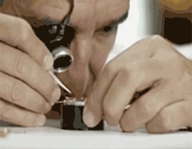 武汉劳力士手表有水蒸气不走