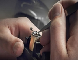 武汉劳力士表走时不准了维修电话