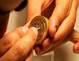 武汉劳力士手表走慢了维修电话