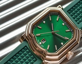 武汉劳力士表起雾不走了